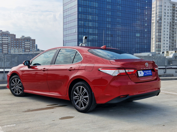 Toyota Camry XV70 · Рестайлинг