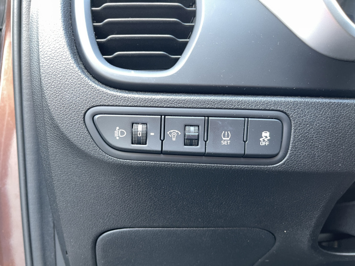 Kia Rio X